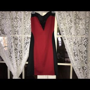 Black & Red minidress w zippered back